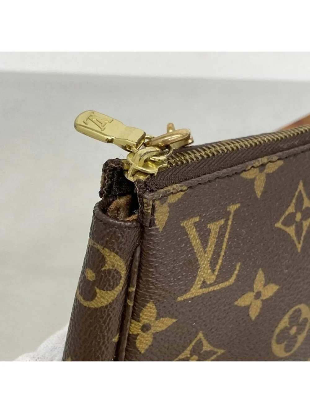 Louis Vuitton Pouch Monogram Pochette Accessoires Brown